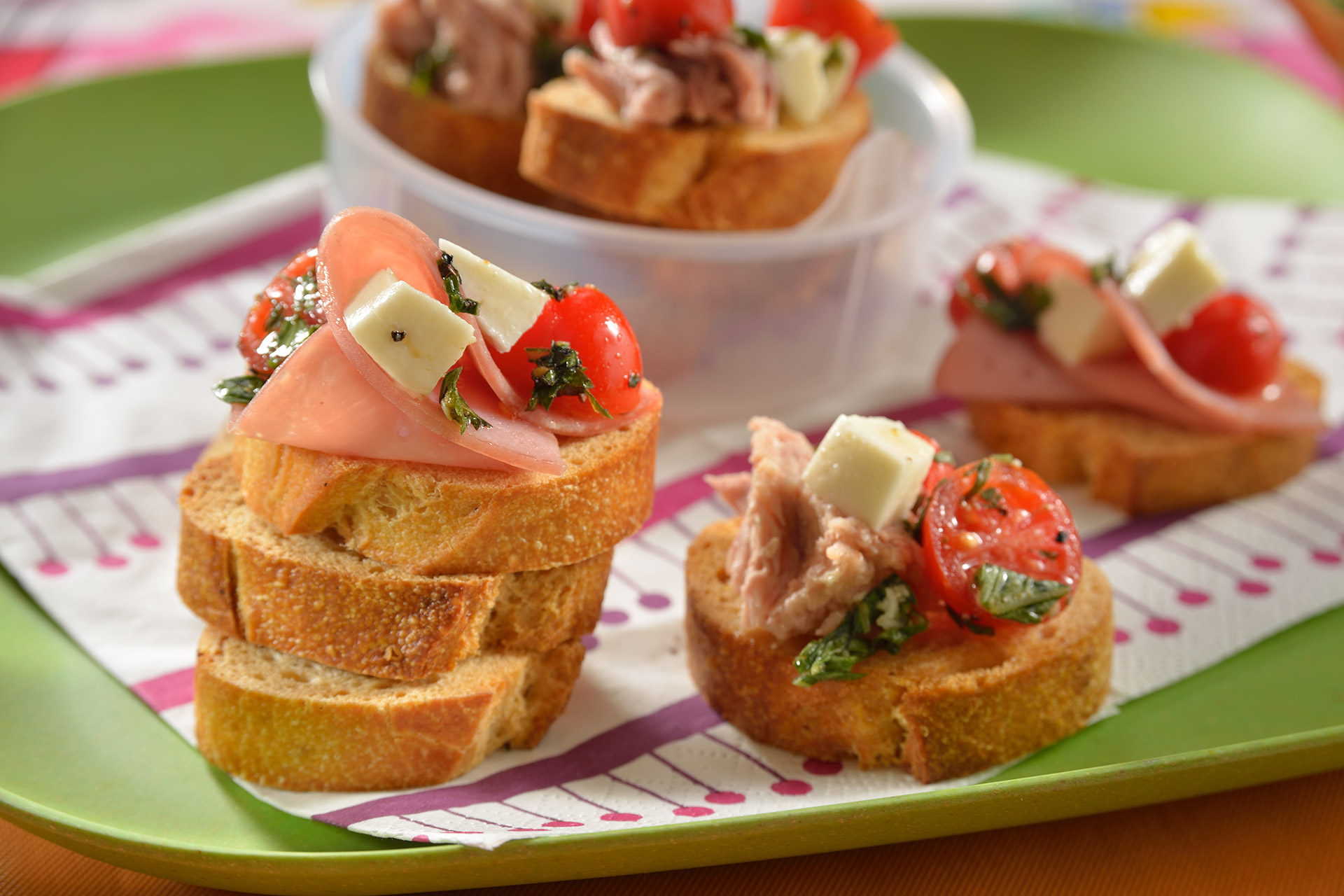 Crostini de Tomate y Queso